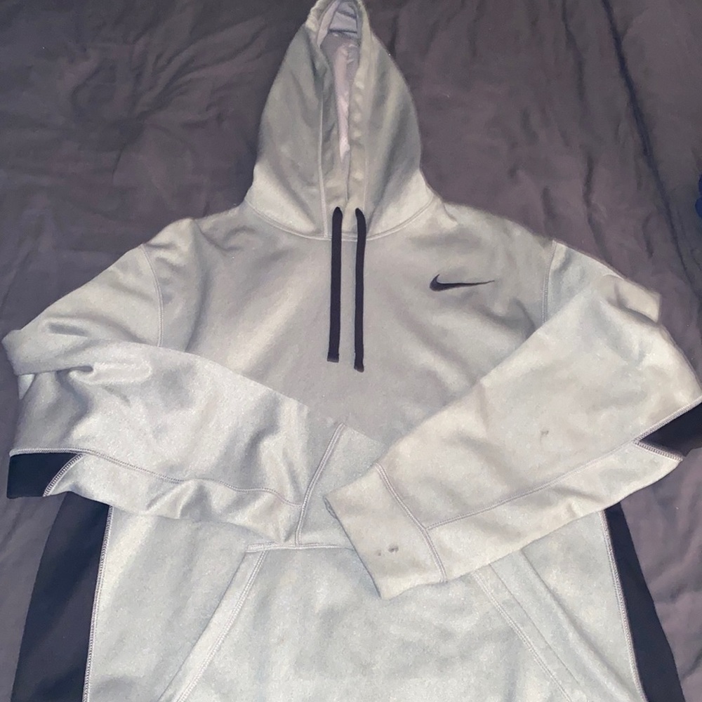 Men’s Athletic Pullover Hoodie